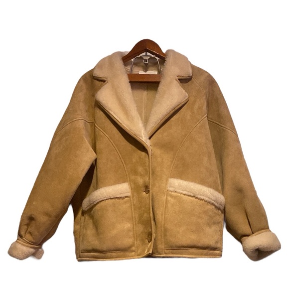 LE  Signature Shearling Jacket _ Beige - Picture 3 of 4